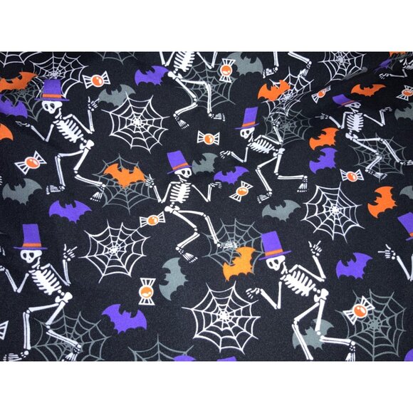 Unbranded Tops - Halloween Scrub Top Skeletons, Spider Webs, Bats Size M